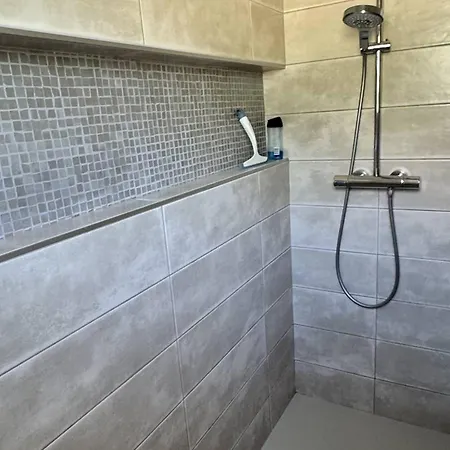 Renovee Avec Piscine, Clim, Proche Plages Et Commerces, 6 Pers., Les Issambres - Fr-1-768-67 Roquebrune-sur-Argens